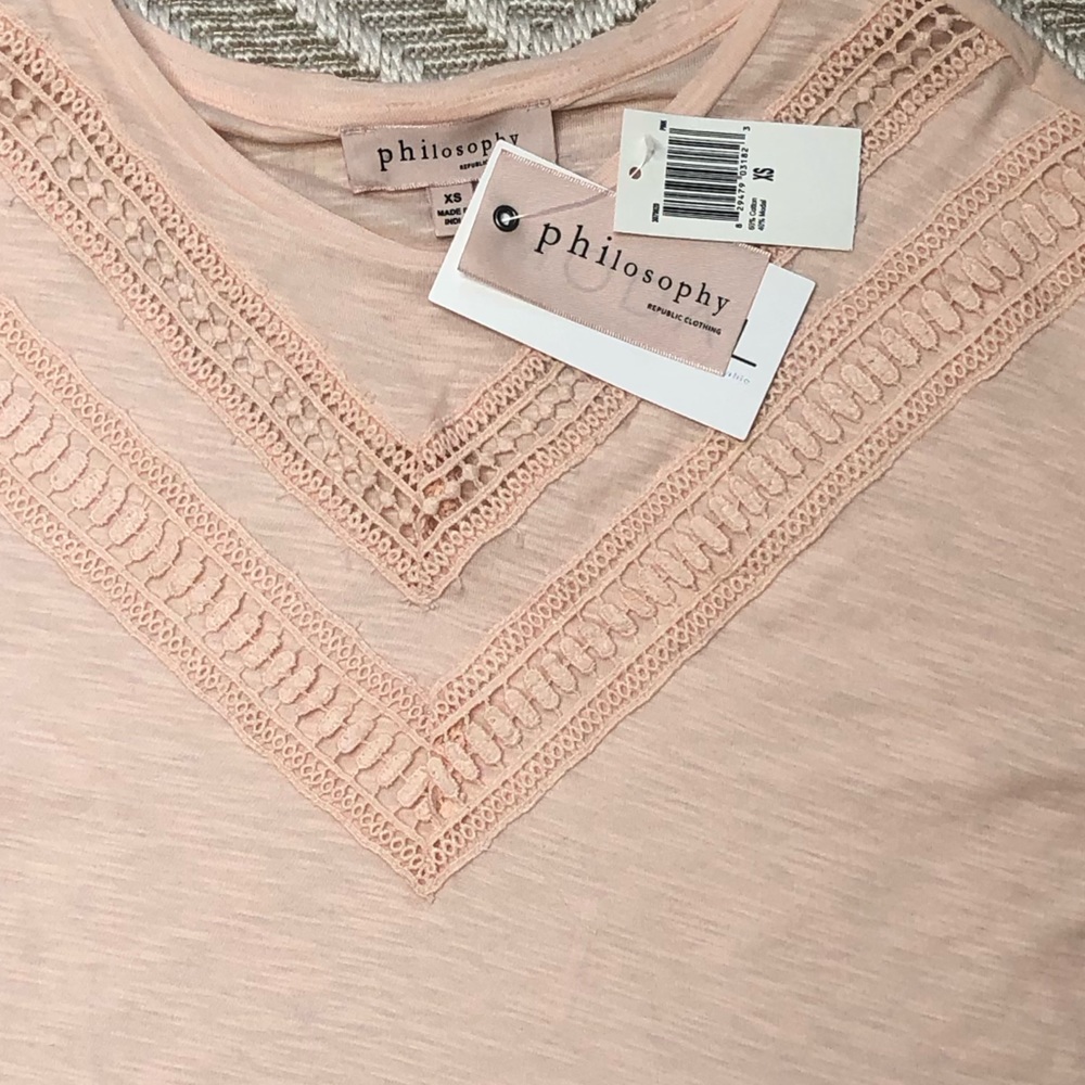 Philosophy Ruffle Short Sleeve Top Crochet Pale Pink Size XS - Picture 8 of 8